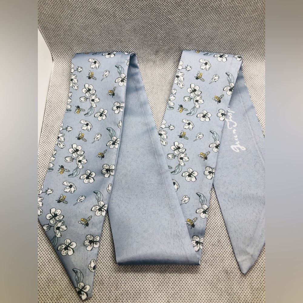 Floral Blue & White Scarf Tie